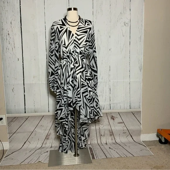 Kardashian Kollection - Picture 13 of 14